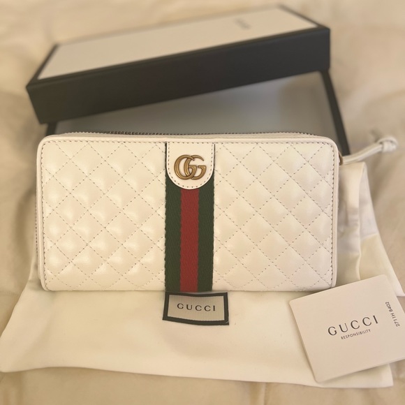 Authentic Gucci Trapuntata Zip Around Wallet - Picture 1 of 4